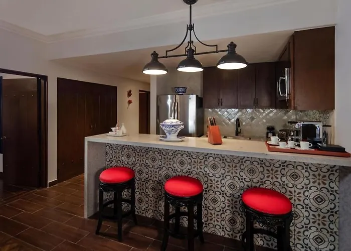 Hotel Vista Encantada &